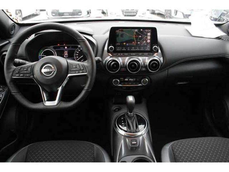 Nissan Juke 1.6 Hybrid 143PS 4AMT N-Connecta LED Apple CarPlay Android Auto Klimaautom Fahre