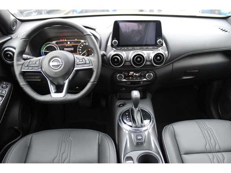 Nissan Juke 1.6l Hybrid 4AMT Tekna Soundsystem Bose 360 Kamera LED Apple CarPlay Android Aut