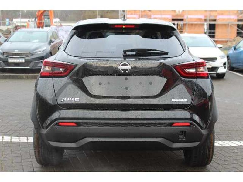 Nissan Juke 1.6l Hybrid 4AMT Tekna Soundsystem Bose 360 Kamera LED Apple CarPlay Android Aut