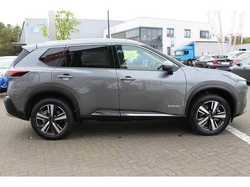 Nissan X-Trail 1.5 VC-T e-Power e-4ORCE 4x4 Tekna+ HUD Panorama Navi Memory Sitze Soundsystem