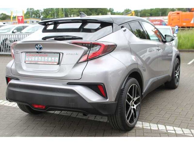 Toyota C-HR 1.8 Hybrid Style Selection Leder Soundsystem JBL LED Mehrzonenklima DAB e-Sitze