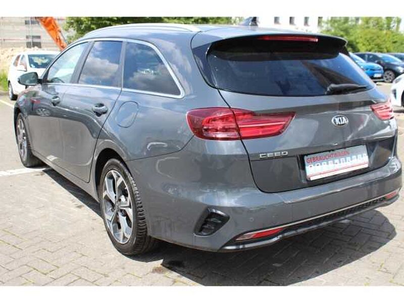 Kia Ceed_sw Platinum Edition EU6d-T(5T, 5 Sitze) 1.4 T-GDI PLATINUM Navi Memory Sitze