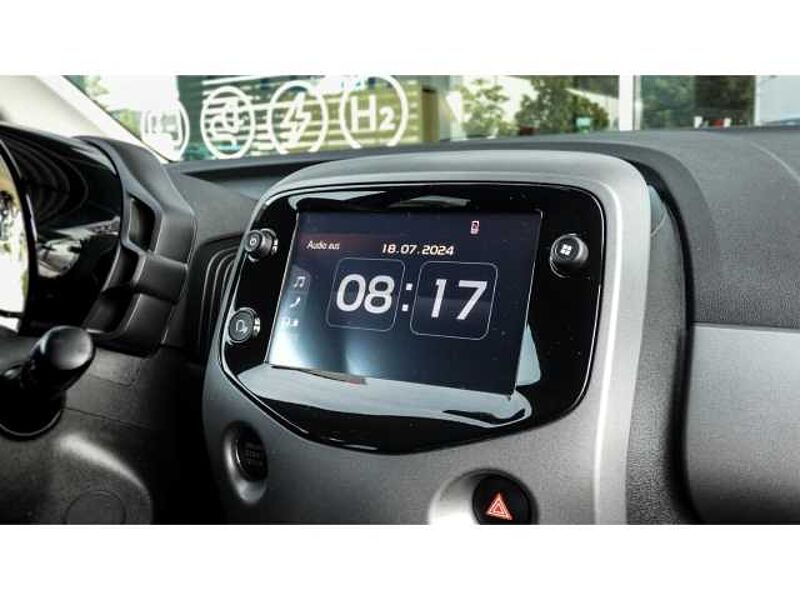 Toyota Aygo X -clusiv Style Selection 1.0 EU6d-T 5-TÜRER, 1.0L BENZIN, 5-GANG-SCHALTGETRIEBE