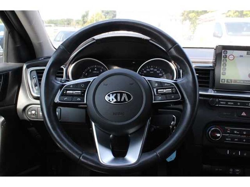 Kia Ceed_sw 1,4 T-GDI DCT Vision Navi Apple CarPlay Klimaautomatik Android Auto Mehrzonenkli