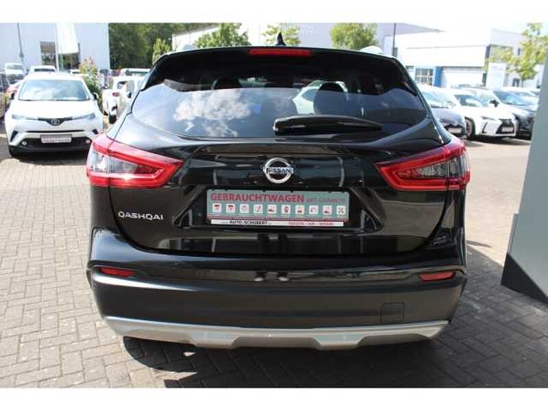 Nissan Qashqai N-Motion 1.3 EU6d-T N-MOTION 1,3 DIG-T 160 PS DCT 4X2 Panorama Navi 360 Kamera