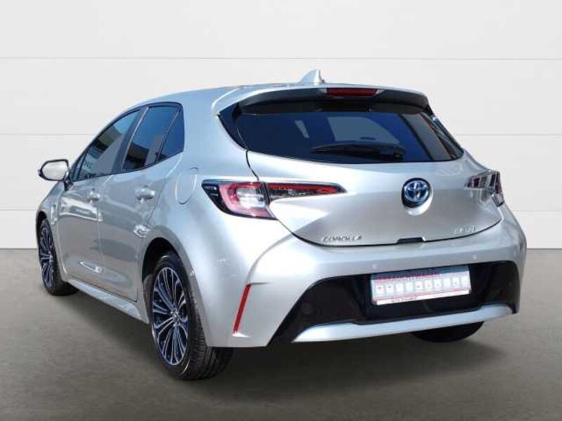 Toyota Corolla Hybrid Club 1.8 EU6d-T 5-TÜRER, 1,8-L-HYBRID, STUFENLOSES AUTOM LED ACC Mehrzone