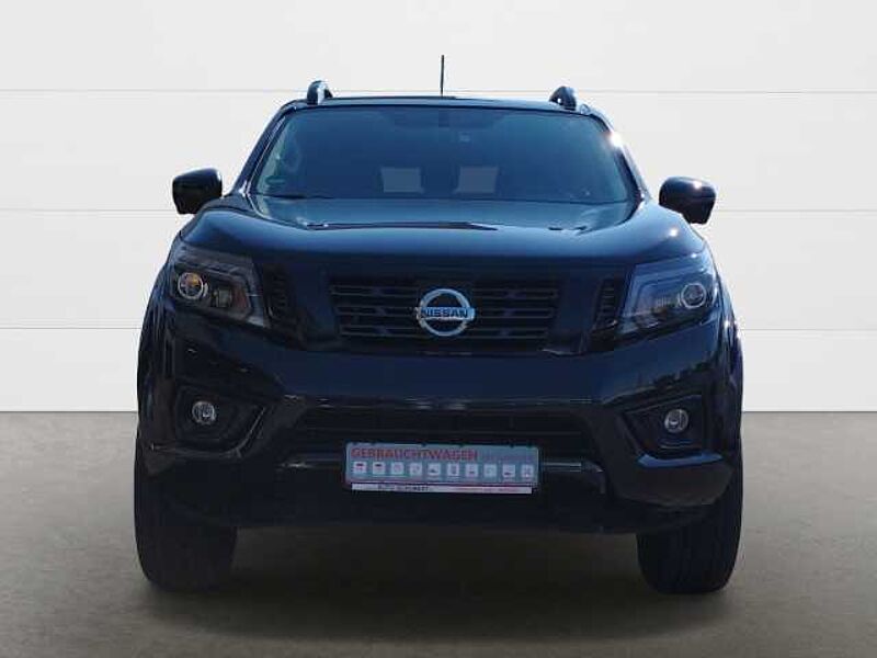 Nissan Navara NP300 N-Guard Double Cab 4x4 2.3 dCi EU6d-T AHK Navi 360 Kamera LED Sperrdiff.