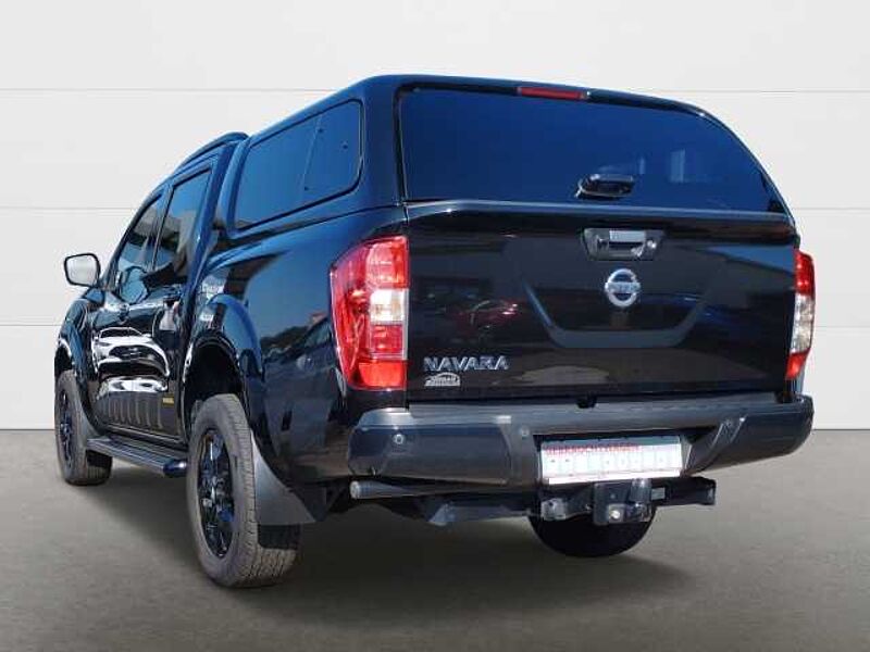 Nissan Navara NP300 N-Guard Double Cab 4x4 2.3 dCi EU6d-T AHK Navi 360 Kamera LED Sperrdiff.