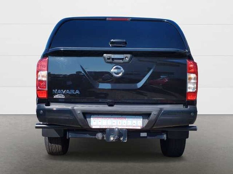 Nissan Navara NP300 N-Guard Double Cab 4x4 2.3 dCi EU6d-T AHK Navi 360 Kamera LED Sperrdiff.