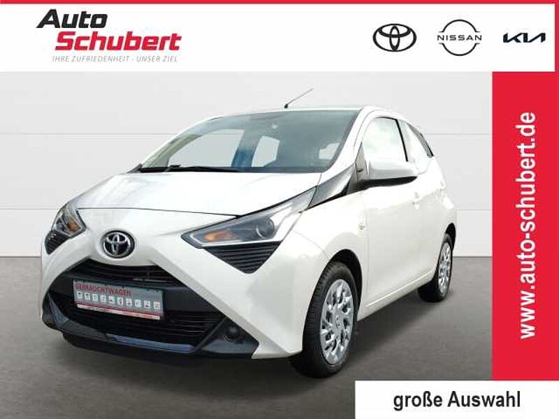 Toyota Aygo X -Play 1.0 EU6d 5-TÜRER, 1,0-L-VVT-I, 5-GANG-SCHALTGETRIEBE DAB Tel. -Vorb. Bergan