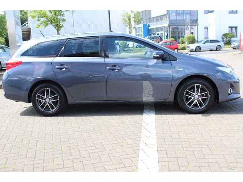 Toyota Auris Touring Sports Hybrid Edition 1.8 Navi Klimaautom DAB SHZ Keyless Entry