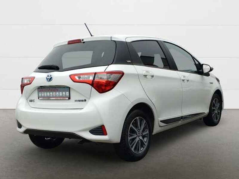 Toyota Yaris Hybrid Y20 Team D 1.5 Dual-VVT-i EU6d-T 5-TÜRER, HYBRID, STUFENLOSES AUTOMATIKGE