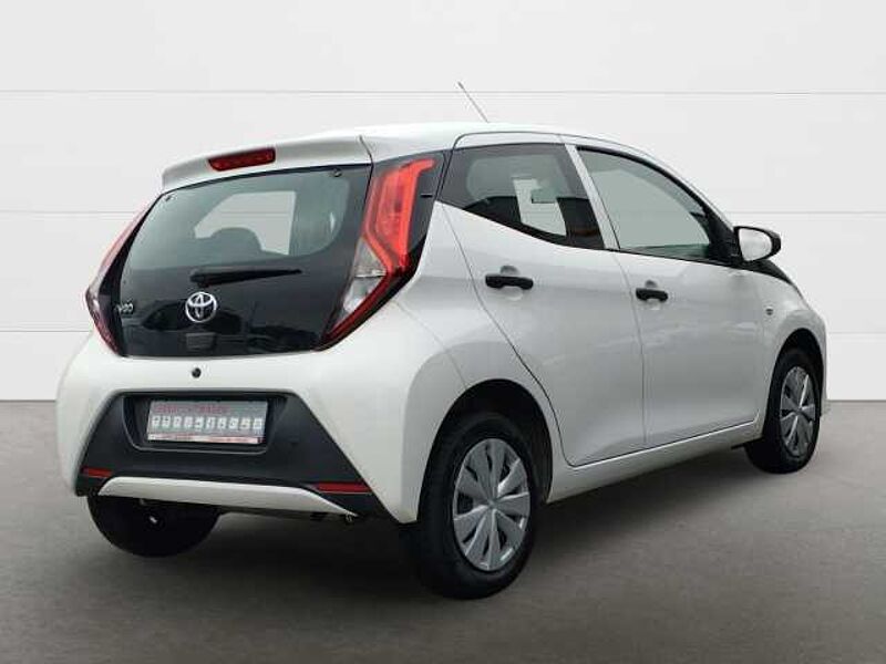 Toyota Aygo X -business 1.0 5-TÜRER DAB Klima Freisprech BT teilb. Rücksb