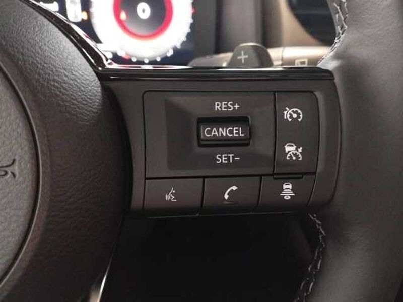 Nissan Qashqai N-Connecta 1.3 DIG-T MHEV 4x2 Navi 360 Kamera LED El. Heckklappe Apple CarPlay